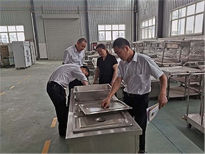 西安印钞厂客户实地考察陕西大明厨具工厂，共探日用品创新与品质新篇章